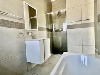3 Bedroom Property for Sale in Reebok Western Cape